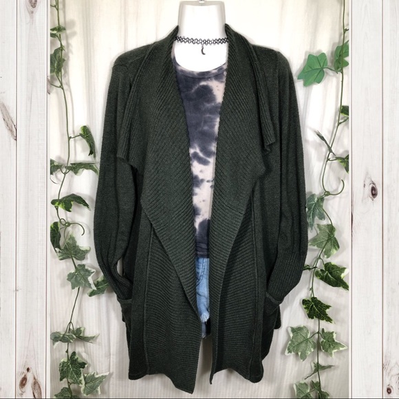 Old Navy Sweaters - Old Navy Green Cardigan!